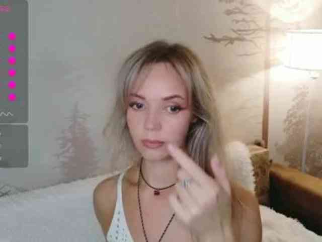Red_Rose_98 webcam