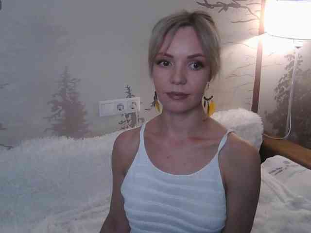 Red_Rose_98 webcam