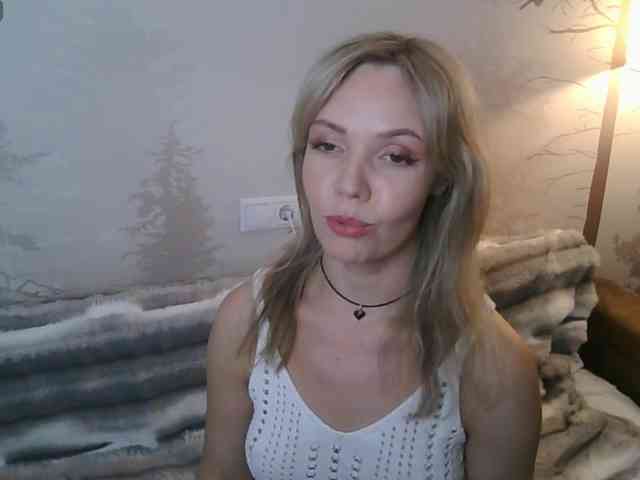 Red_Rose_98 webcam