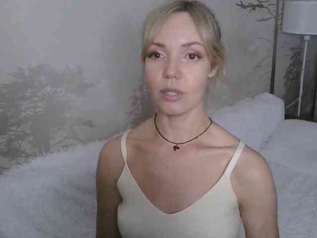 Red_Rose_98 webcam