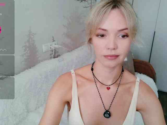 Red_Rose_98 webcam