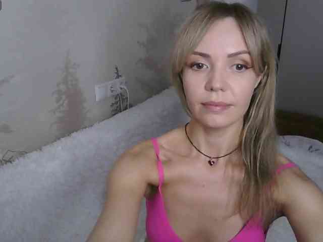Red_Rose_98 webcam