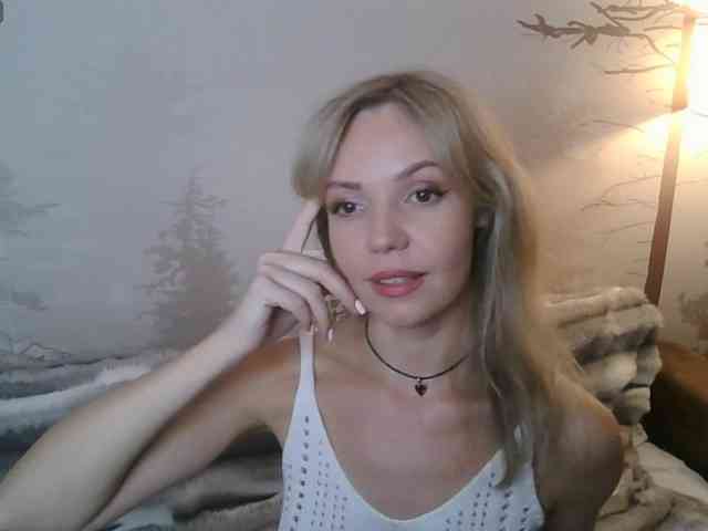Red_Rose_98 webcam