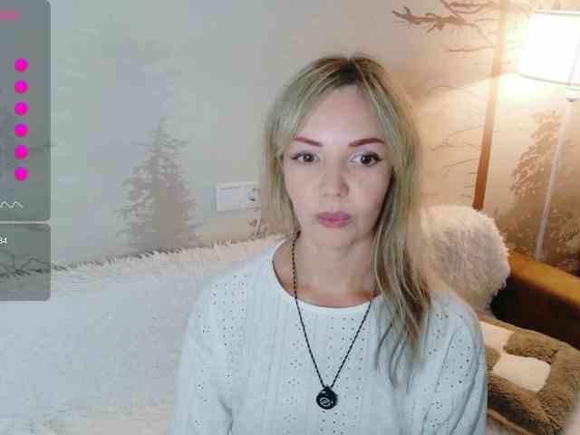 Red_Rose_98 webcam