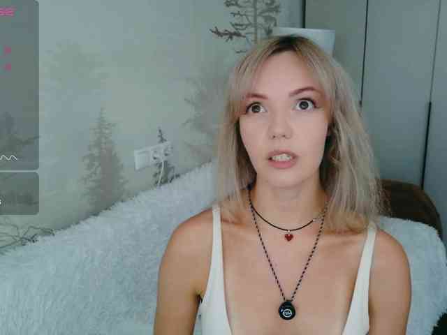 Red_Rose_98 webcam