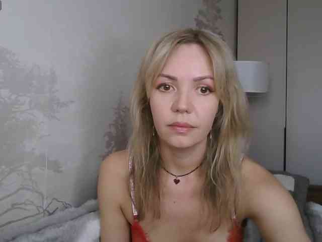 Red_Rose_98 webcam