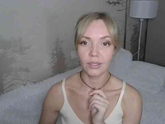 Red_Rose_98 webcam