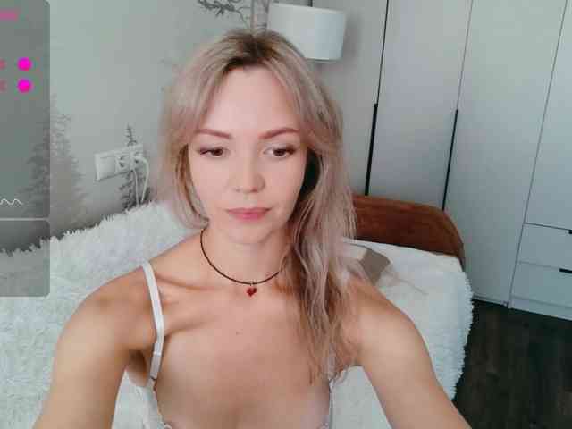 Red_Rose_98 webcam