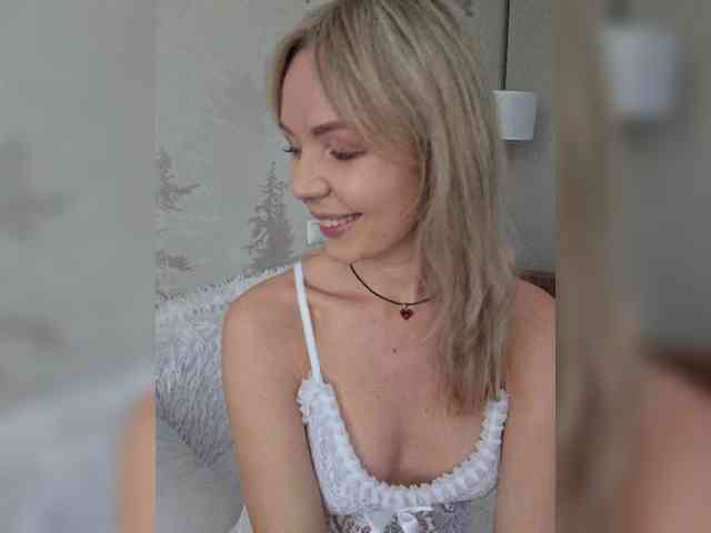 Red_Rose_98 webcam