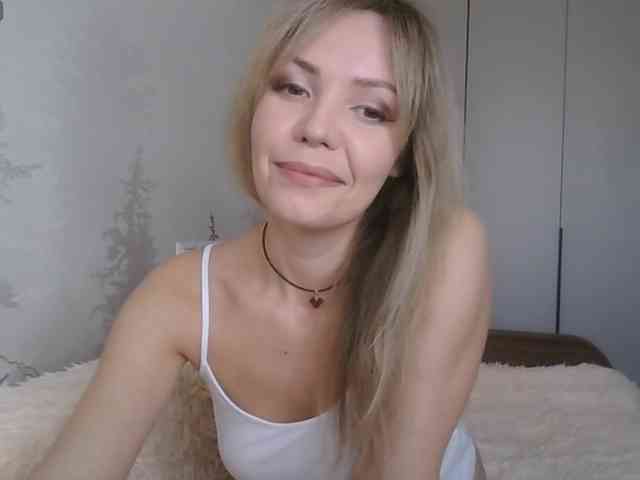 Red_Rose_98 webcam