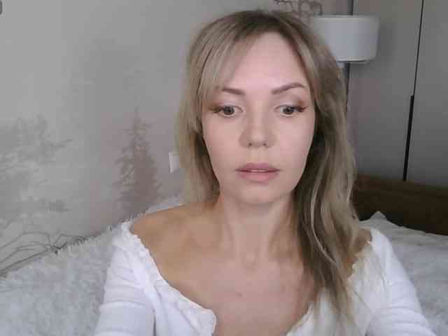 Red_Rose_98 webcam