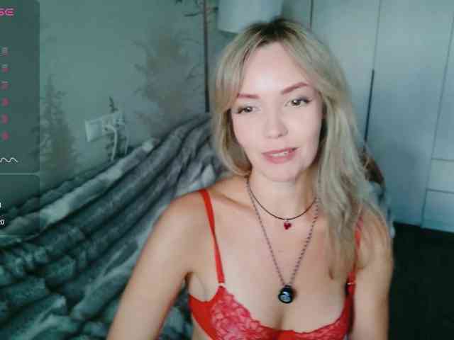 Red_Rose_98 webcam