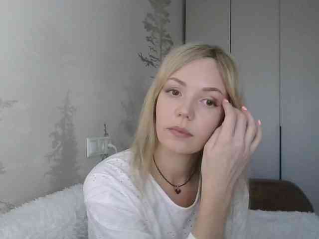 Red_Rose_98 webcam