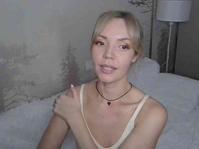 Red_Rose_98 webcam