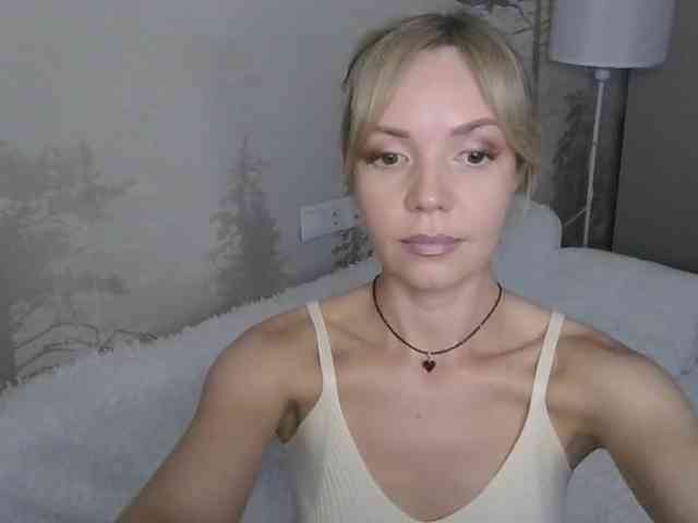 Red_Rose_98 webcam