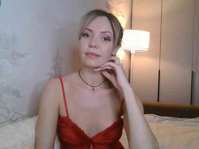 Red_Rose_98 webcam