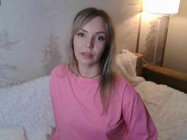 Red_Rose_98 webcam