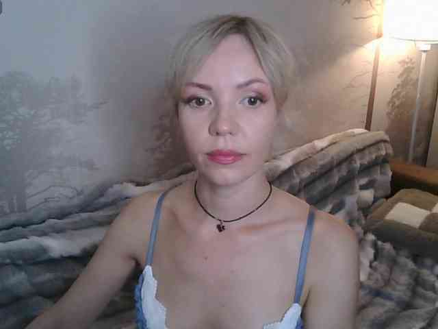 Red_Rose_98 webcam