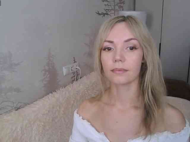 Red_Rose_98 webcam