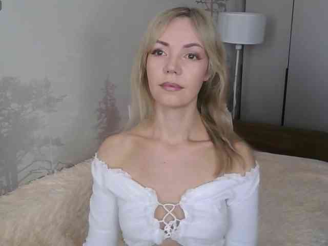 Red_Rose_98 webcam