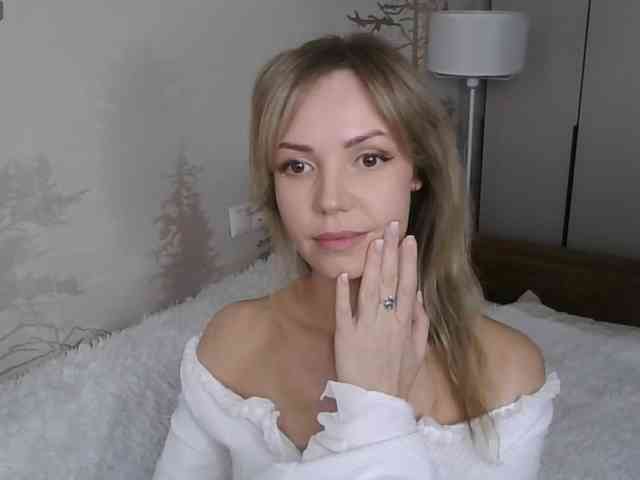 Red_Rose_98 webcam