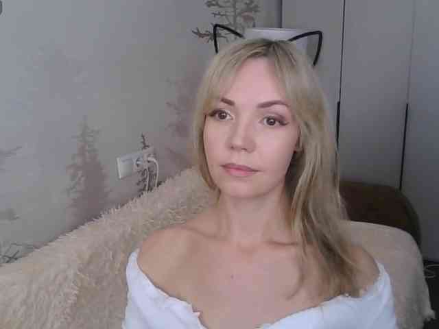 Red_Rose_98 webcam