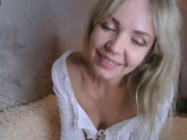 Red_Rose_98 webcam