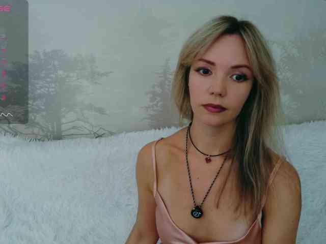 Red_Rose_98 webcam