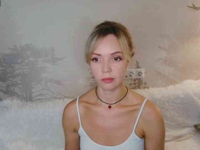 Red_Rose_98 webcam