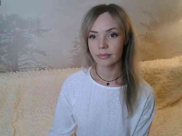 Red_Rose_98 webcam