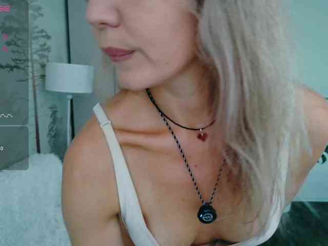 Red_Rose_98 webcam