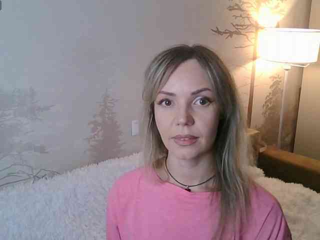 Red_Rose_98 webcam