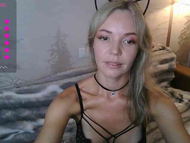 Red_Rose_98 webcam