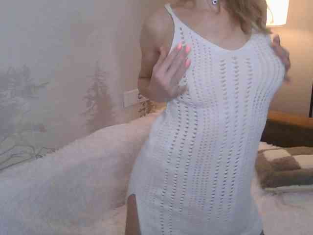 Red_Rose_98 webcam