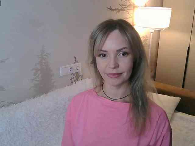 Red_Rose_98 webcam