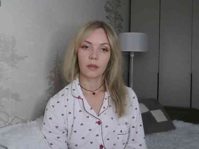 Red_Rose_98 webcam