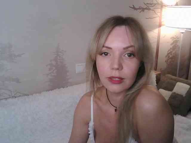 Red_Rose_98 webcam