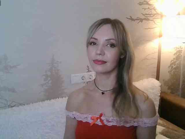 Red_Rose_98 webcam