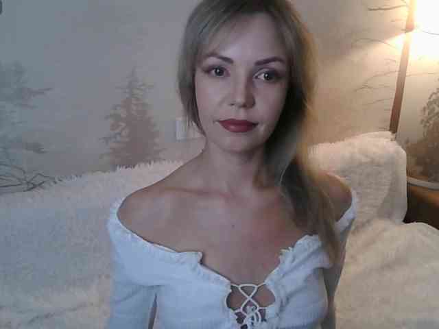 Red_Rose_98 webcam