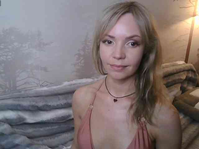 Red_Rose_98 webcam