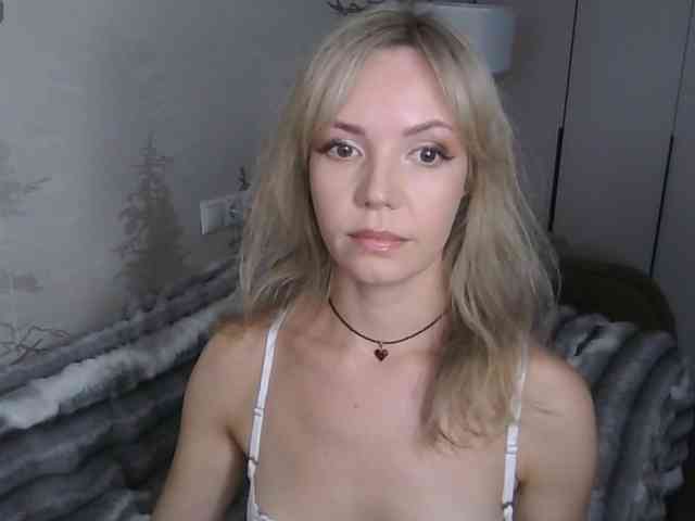 Red_Rose_98 webcam