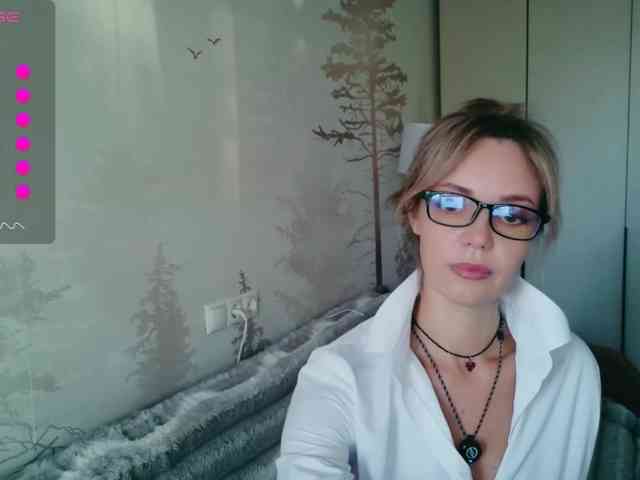 Red_Rose_98 webcam
