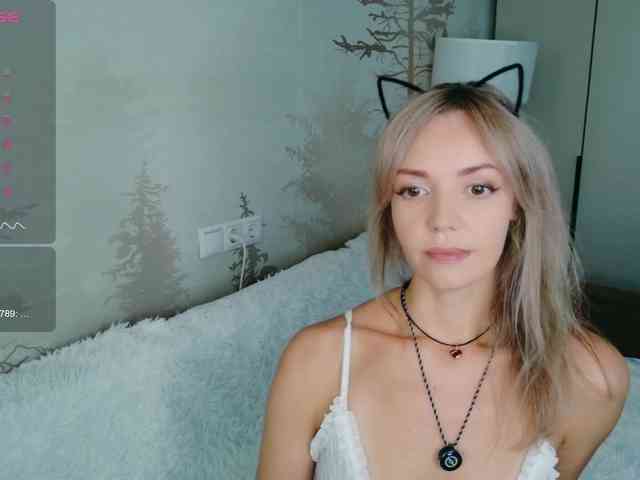Red_Rose_98 webcam
