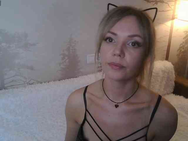 Red_Rose_98 webcam