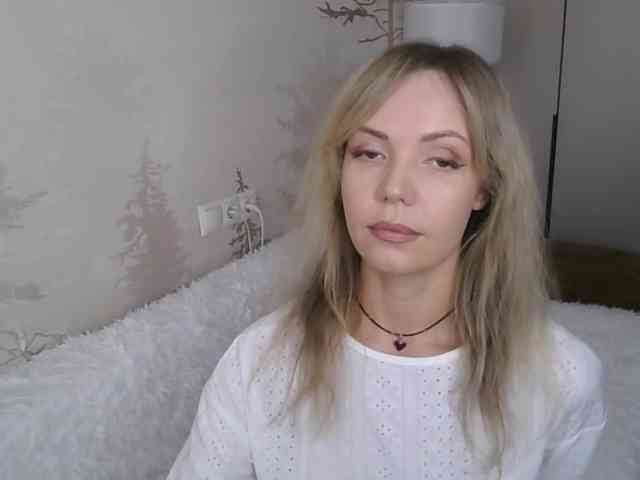 Red_Rose_98 webcam