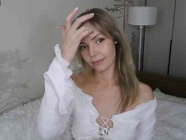 Red_Rose_98 webcam