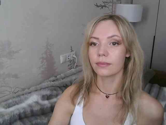 Red_Rose_98 webcam