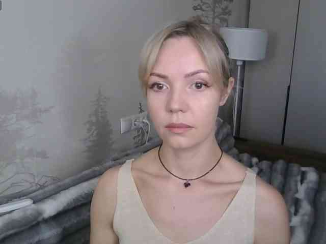Red_Rose_98 webcam