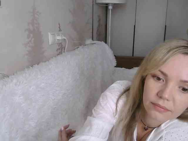 Red_Rose_98 webcam