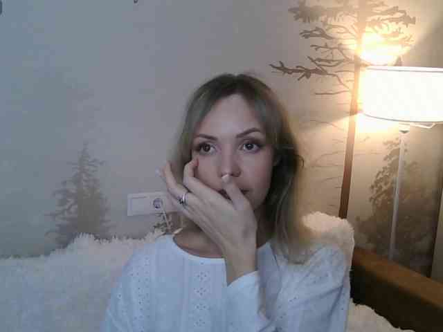 Red_Rose_98 webcam